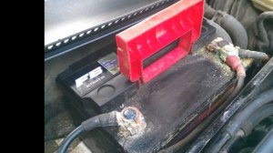 Как сделать чтобы не окислялись клеммы у автомобильного аккумулятора