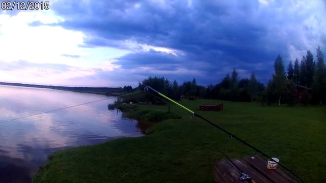 Ловля мелкой рыбы фидером на озере Вселуг (система Селигер) смотреть онлайн