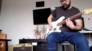 xavier Daneau trying out new fender stratocaster player series MIM -  neck p/u on peavey classic 30