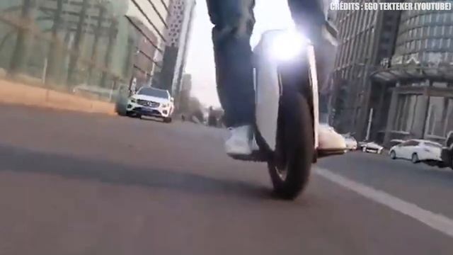 ROUE ÉLECTRIQUE - KINGSONG S18 (NOUVEAUTÉ) смотреть онлайн