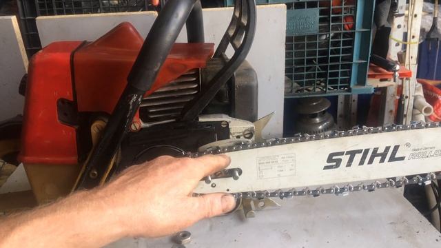 Поперечное пиление продольного дерева бензопилой ,,Мотор сич-270,,!!! смотреть онлайн