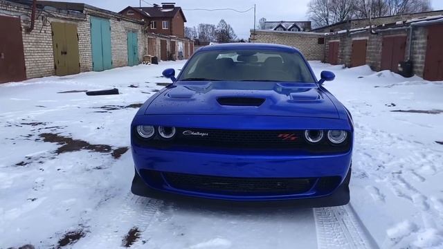 Dodge Challenger 6.4 srt widebody scat pack 392