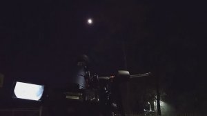 Луна и"НЛО" в кадре, Венера - смотрим в 90 мм телескоп 2.05.2023 г.