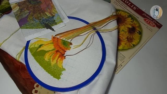 Вышивка парковкой на пяльцах)) Вышивка отдыхалочка) Подушка от Риолис 1530 Вышивка крестом смотреть онлайн