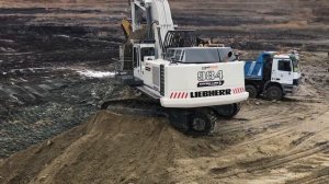 Liebherr 984 Excavator Loading Trucks With Two Passes - Sotiriadis Ate