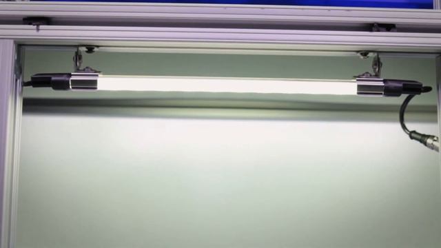 Banner WLS15 Low Profile, Low Power LED Strip Light for Illumination in Tight Spaces смотреть онлайн