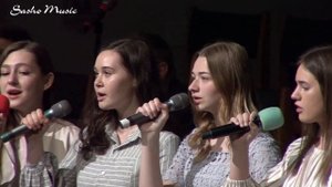 Драгоценное время - группа молодёжи