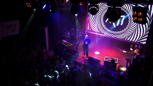 ЛСП  Сучка live  Театръ Москва 20092015