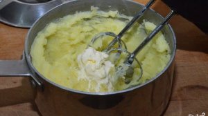 Картофельные котлеты в панировочных сухарях