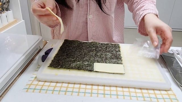 vlog|자취브이로그,?식비지출0원 냉털해서 닭가슴살키토김밥,부대찌개?,잔치국수,김치부침개 만들어 먹는 자취일상