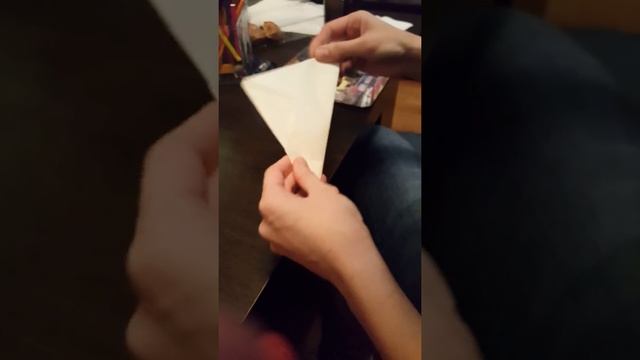 Оригами. Лягушка, кораблик, панамка от солнца из бумаги. смотреть онлайн