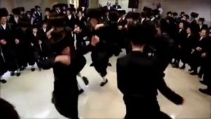 OSMO-Chakram_танец хасидов