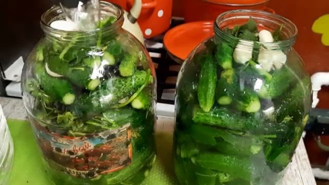 Самый простой, быстрый способ засолки огурцов. Ароматные,хрустящие,крепкие.
