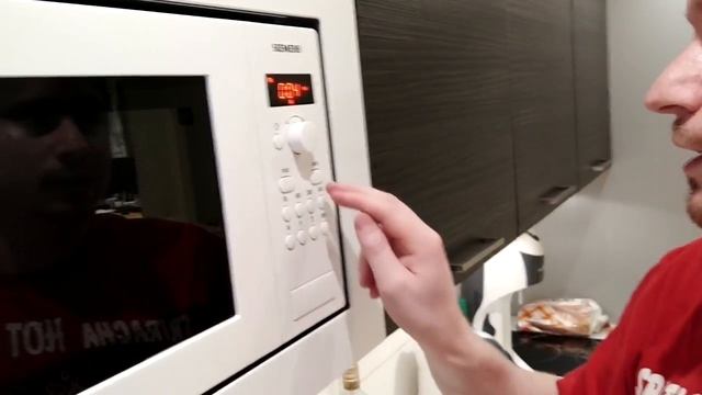 МИРОВЫЕ ЗАПАСЫ СОВЕСТИ ИСЧЕРПАНЫ [Новости еды (почти) каждый день] смотреть онлайн