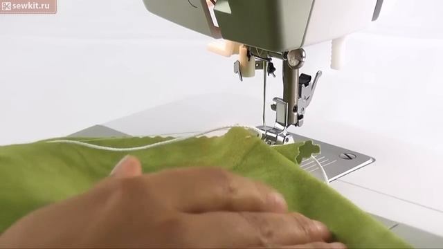 Лапка для пришивания тесьмы AU-131 смотреть онлайн