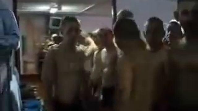 Приколисты. Как получить письмо в армии смотреть онлайн