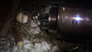 Зимняя ночевка в лесу под тентом с печкой