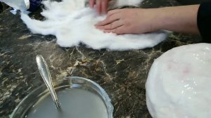 Шар из ваты.