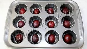 Кексы со сливами, рецепт приготовления