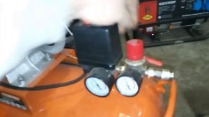 Компрессор двухпоршневой! Бак на 80 литров