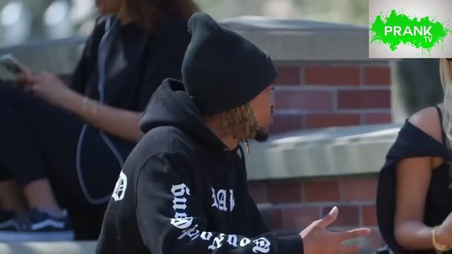 ПРАНК. МАЛЫШКА ТЕБЕ ЗАСАДИТЬ (ПИКАП-ПРАНК) смотреть онлайн