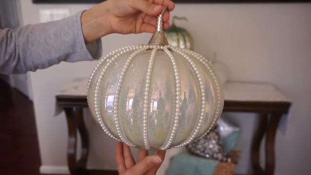 Fall Entryway Table Decor 2017| Fall Entryway Decorating Ideas|Blue & White Coastal Inspired 🌊🍁 смотреть онлайн