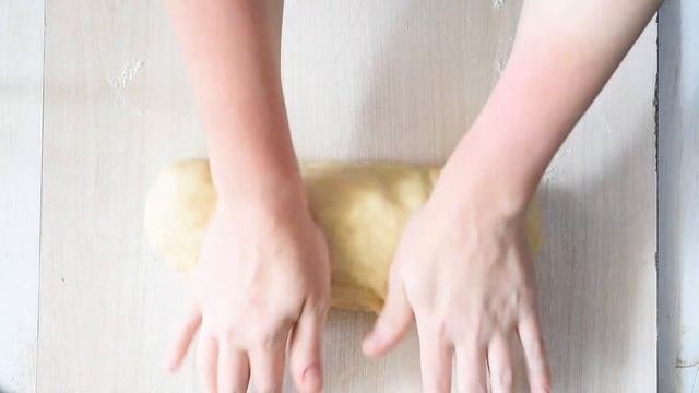? Булочки с абрикосовым вареньем на молоке и дрожжах — видео рецепт вкусной выпечки к чаю