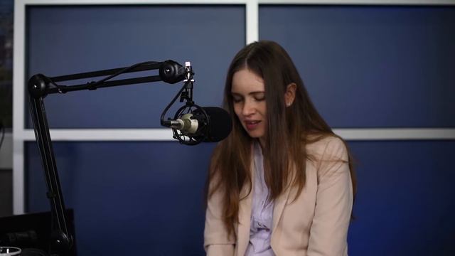 American English - Lesson 6 - My best friend смотреть онлайн