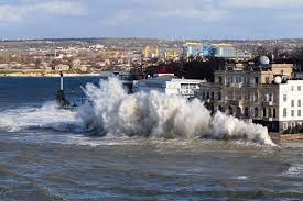 Шторм на море.. Опасное море.. Лазаревское море.. Зимнее море..  Неспокойное море.. Черное море..