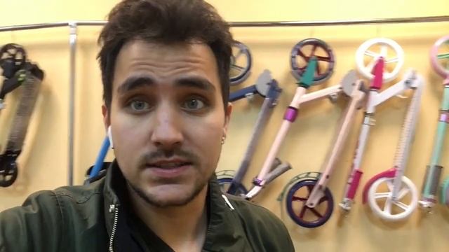 ПОЧЕМУ Я ПРОДАЮ САМОКАТЫ ЗИМОЙ? смотреть онлайн