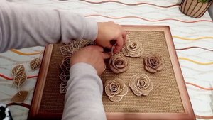 Настенное панно  из мешковины и джута.