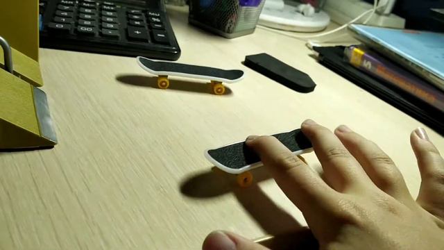 Обзор на фигуры для фингерборда
