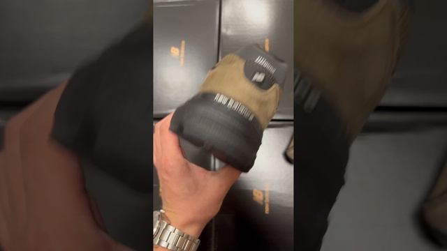 кроссовки New Balance 990 JJJJound Brown смотреть онлайн