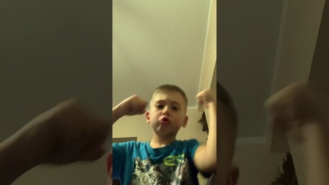 #крутой #новый #подпишись #tiktok #дома #танцую #танцы #мальчик #хочуподписчиков #shortvideo