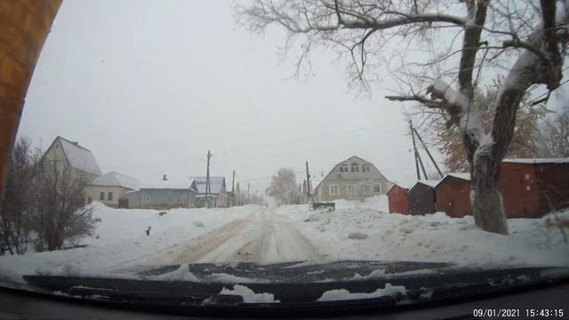 По улицам г. Вольск. ул. Ярославская - Горького - Одесская - Саратовская - Талалихина. 9 января 202 смотреть онлайн