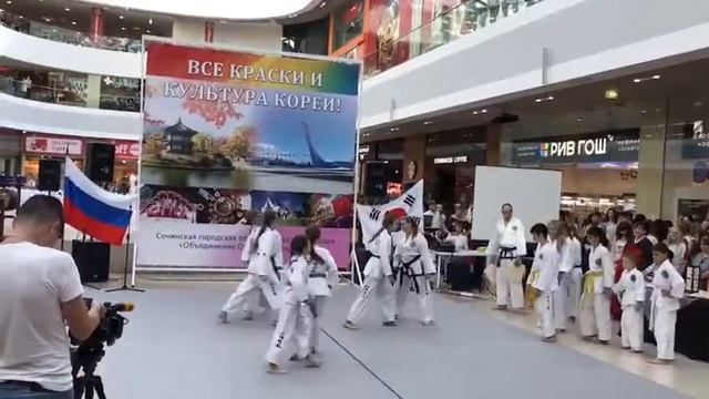 Все краски и культура Кореи