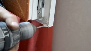 Устранение протекания и продувания в пластиковом окне