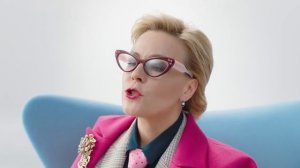 Реклама KARI с Марией Куликовой - модный критик