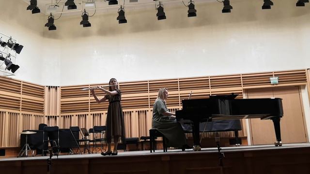 К. Стамиц Концерт для флейты G dur. 3,4 части исп. Шаталова Ярослава 11 лет смотреть онлайн