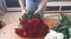 Сборка букета из живых роз в форме сердца
