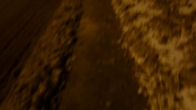 Как убирать лёд с тротуара смотреть онлайн