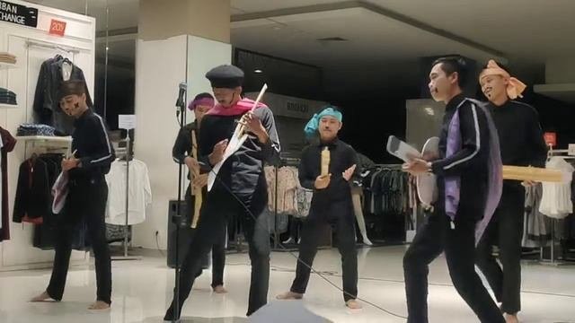 Parody Rhoma Irama (stres)