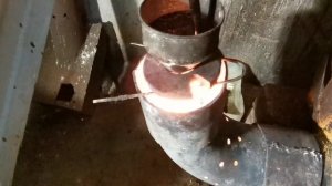 Простая печка на отработке в гараж,