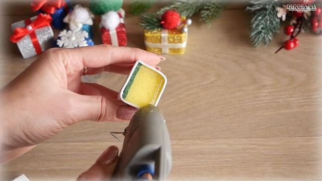 ИГРУШКИ НА ЁЛКУ СВОИМИ РУКАМИ ЗА НЕСКОЛЬКО МИНУТ / EASY CRAFT CHRISTMAS TOYS смотреть онлайн