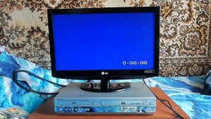 Видеомагнитофон Samsung SV-DVD240