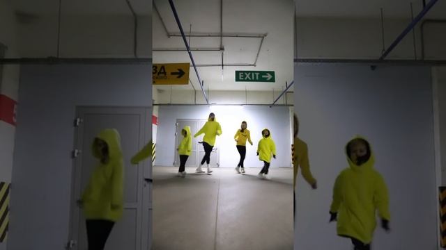 Новый Танец ?? Yellow Team Shuffle ?❤️