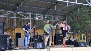 Сафрон и Ко - Улыбка (live, парк).