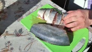 красная рыба в горшочках