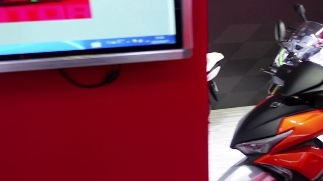 Мотоциклы в Китае. Часть 31. CANTON FAIR. BENDA, QJMOTOR, JIALING, инжекторный мопед.