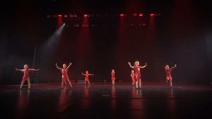 Современный детский танец 4-6 лет «В блюзе только девушки» - Настя Ломанова - Fraules Dance Centre